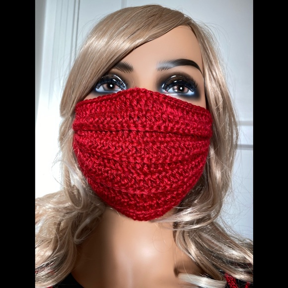 Hand-knitted Face Mask - Picture 10 of 11